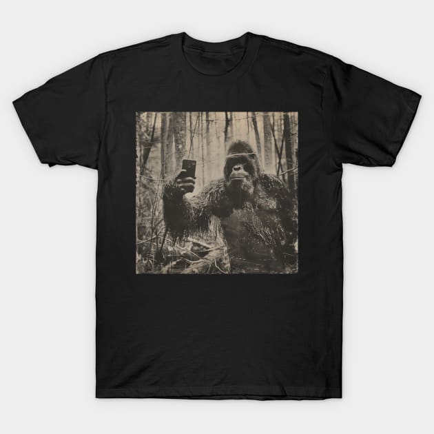 Bigfoot Believer Selfie T-Shirt by Vlaa